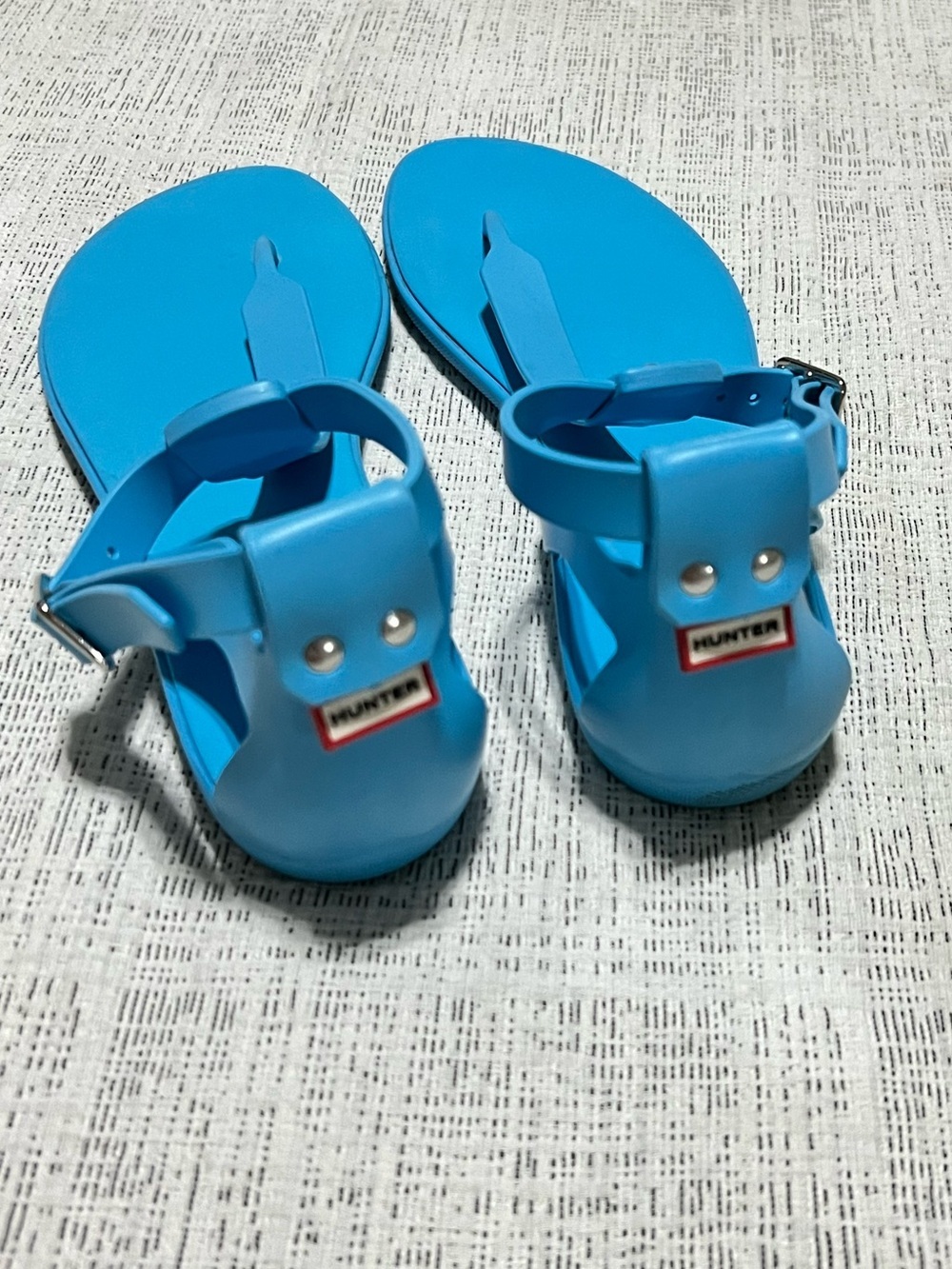Hunter Original Blue Jelly T-Strap Sandals | Women’s US 9